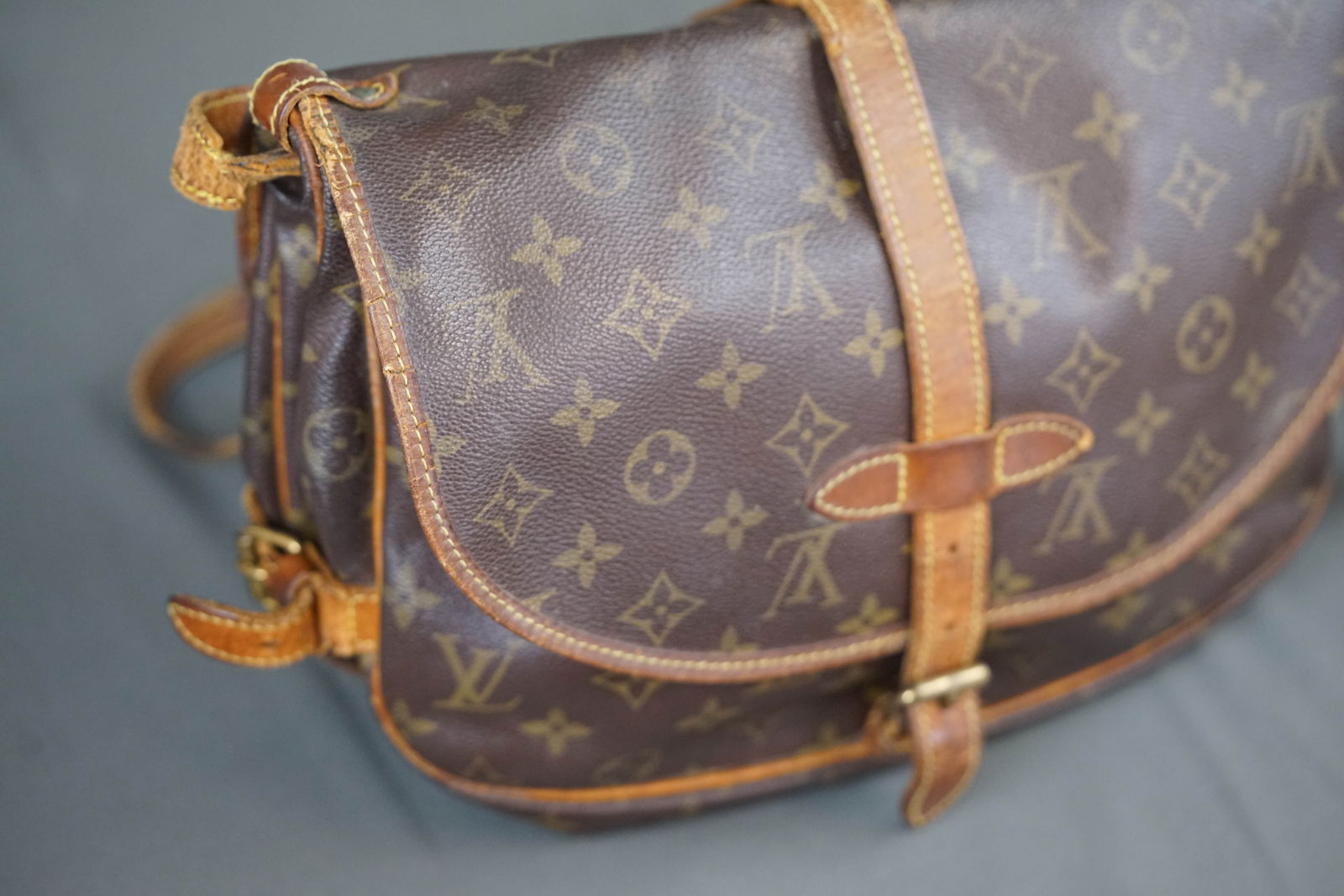 LOUIS VUITTON MONOGRAM SHOULDER BAG - 3