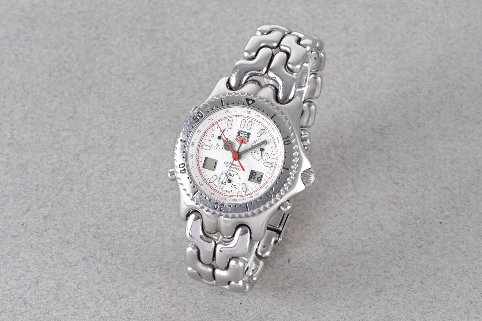 TAG HEUER CELL PROFESSIONAL CHRONOGRAPH REF. CG1111-0 - 2