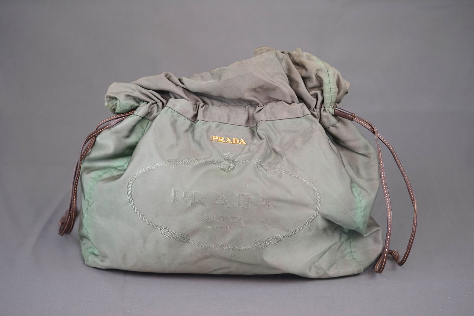 PRADA LARGE NYLON SHOULDER BAG - 3
