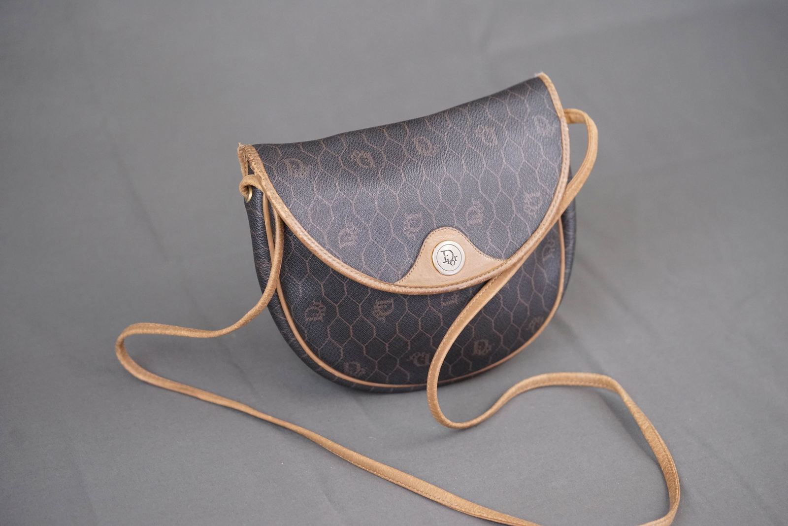 CHRISTIAN DIOR SHOULDER BAG - 3