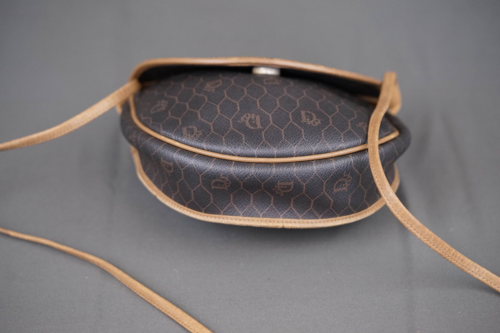 CHRISTIAN DIOR SHOULDER BAG - 4