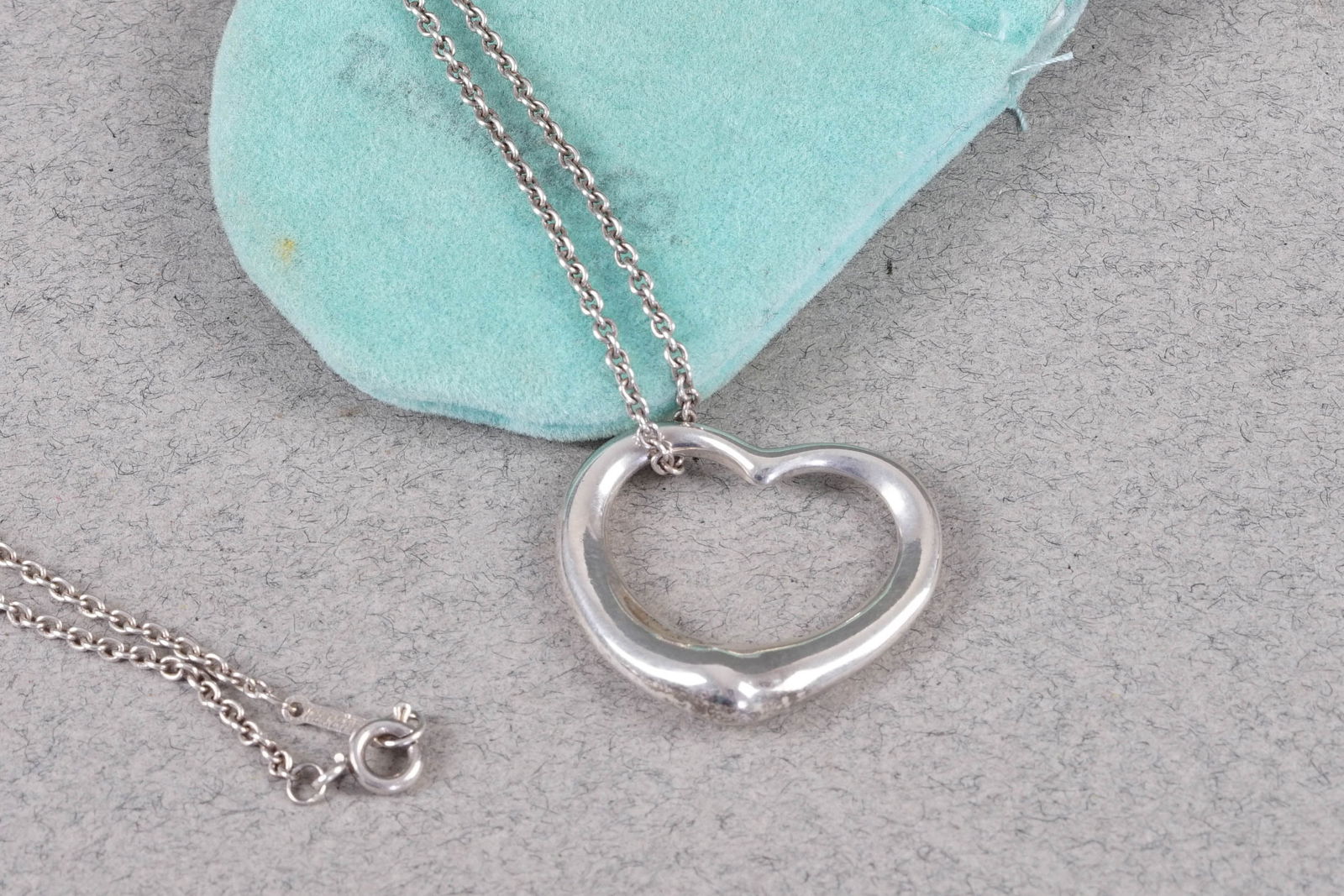 TIFFANY & CO HEART NECKLACE 925 STERLING SILVER - 2