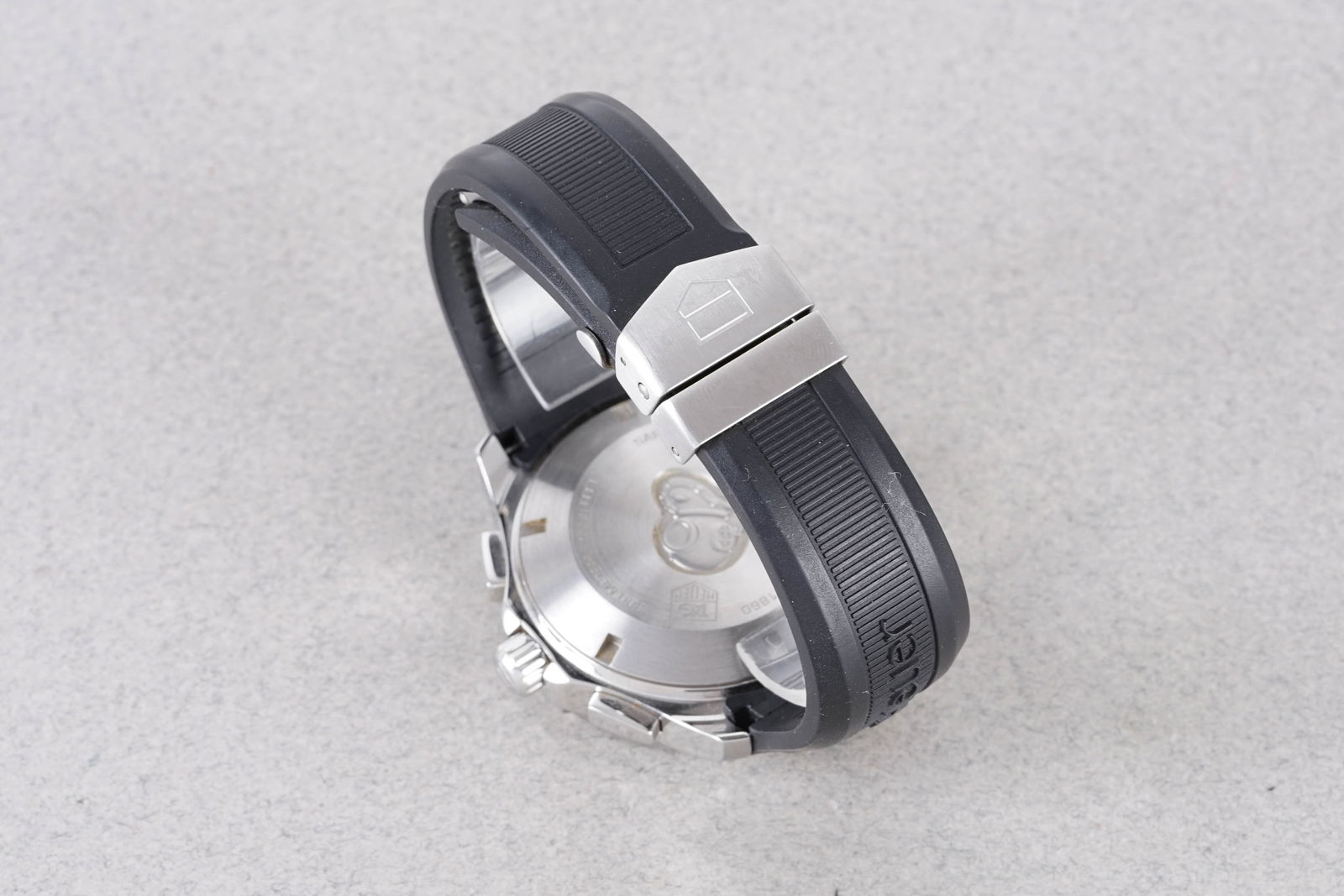 TAG HEUER AQUARACER AUTOMATIC CHRONOGRAPH W/ BOX & GUARANTEE CARD REF. CAP2110.FT6028 CIRCA 2017 - 5