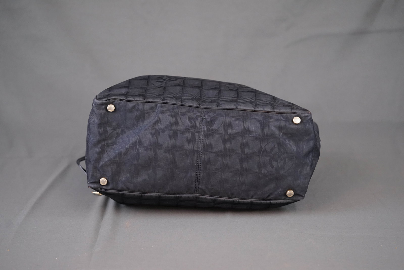 CHANEL NEW TRAVEL LINE TOTE BAG BLACK NYLON 8021473 - 8