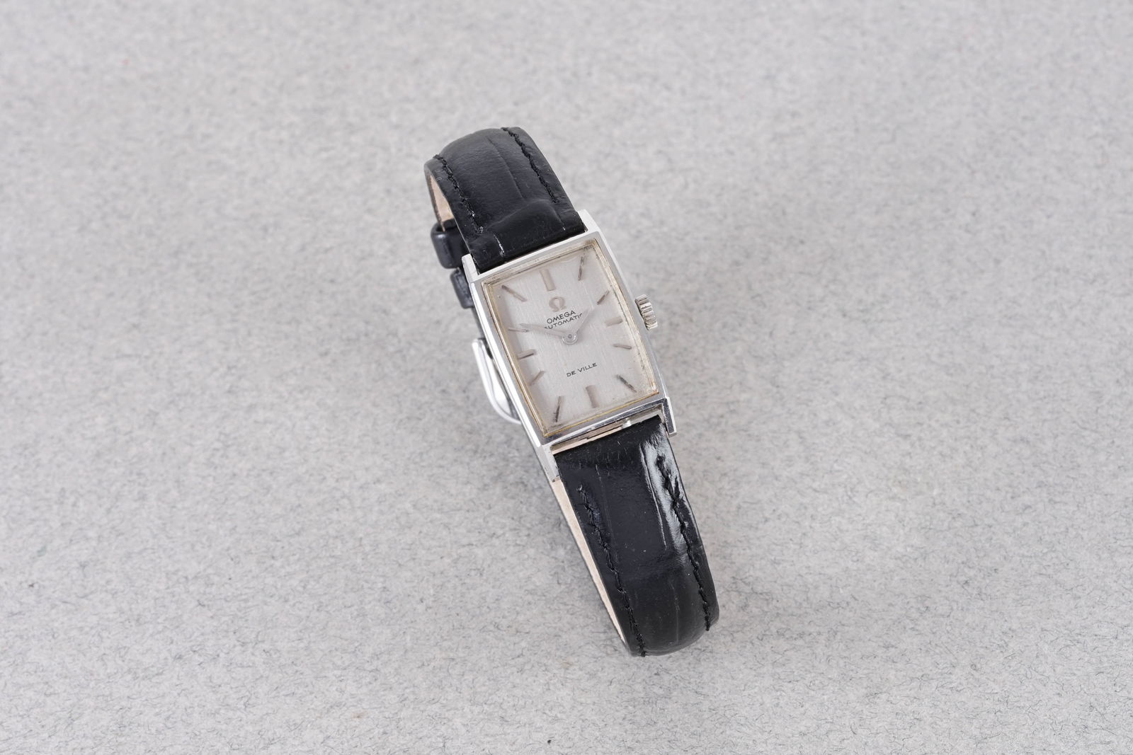 OMEGA DE VILLE AUTOMATIC TANK WRISTWATCH - 2