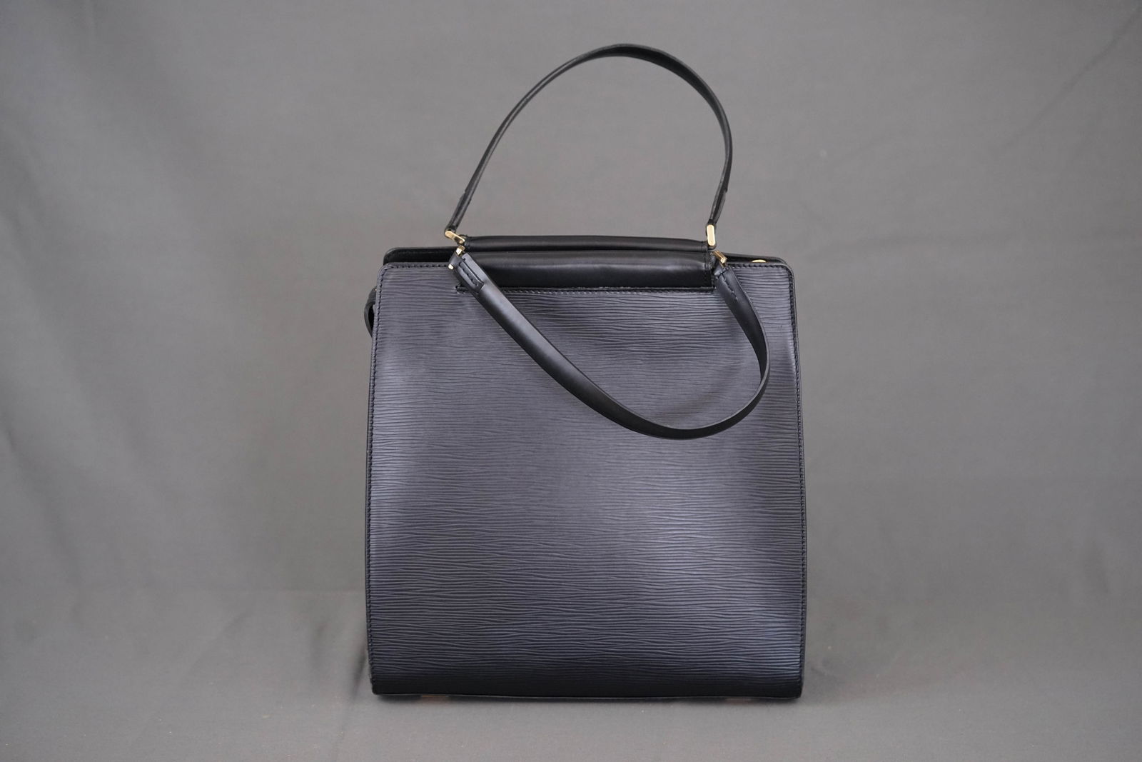 LOUIS VUITTON EPI FIGARI MM W/ BOX - 7