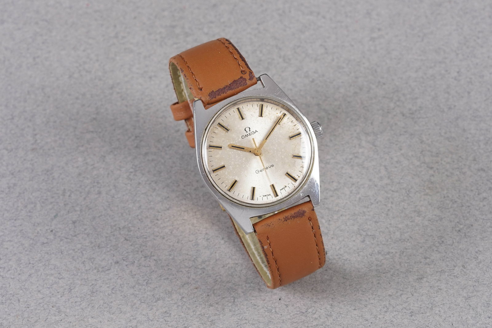 OMEGA GENEVE WRISTWATCH REF. 135.041 - 2