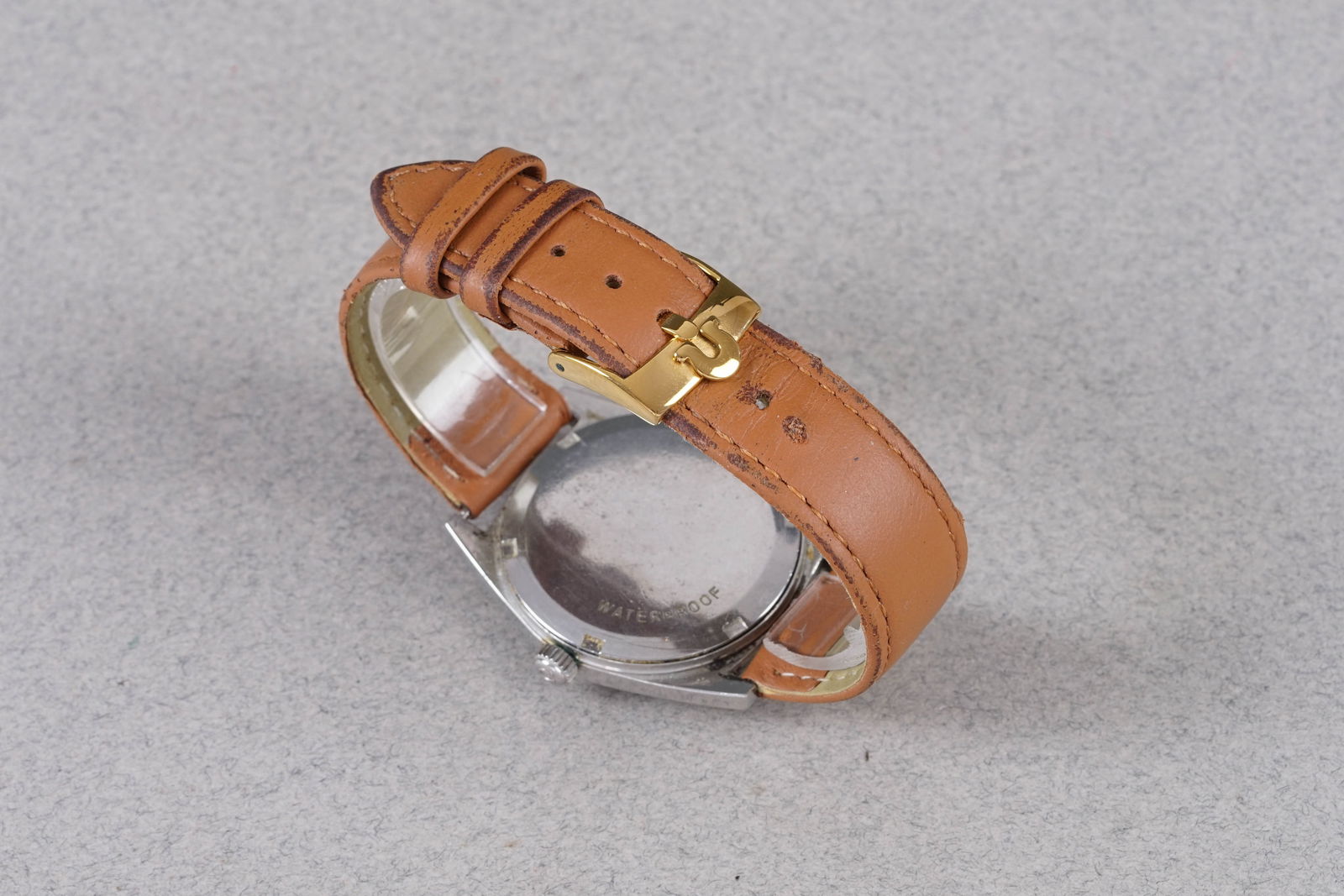 OMEGA GENEVE WRISTWATCH REF. 135.041 - 4