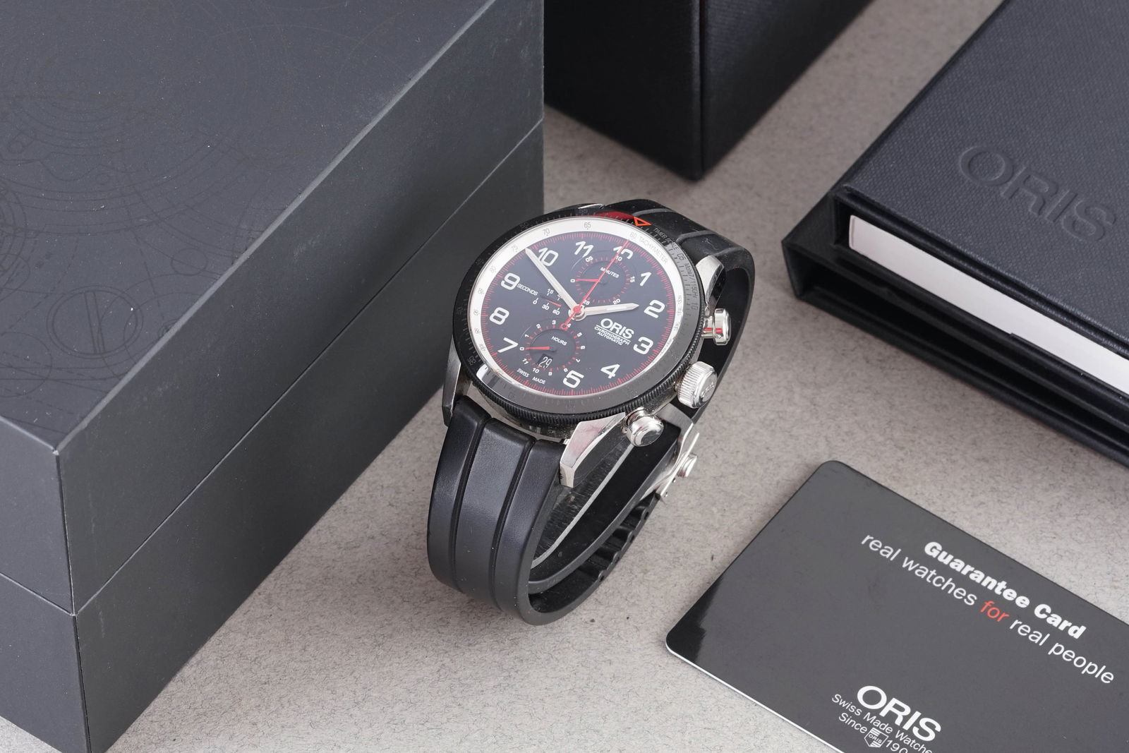 ORIS ARTIX GT AUTOMATIC CHRONOGRAPH W/ BOX & GUARANTEE PAPERS REF. 01.774.7661 CIRCA 2015: ORIS ARTIX GT AUTOMATIC CHRONOGRAPH W/ BOX & GUARANTEE PAPERS REF. 01.774.7661 CIRCA 2015, this watch is a ref. 01.774.7661 and is fitted with a circular black twin register dial with hour markers
