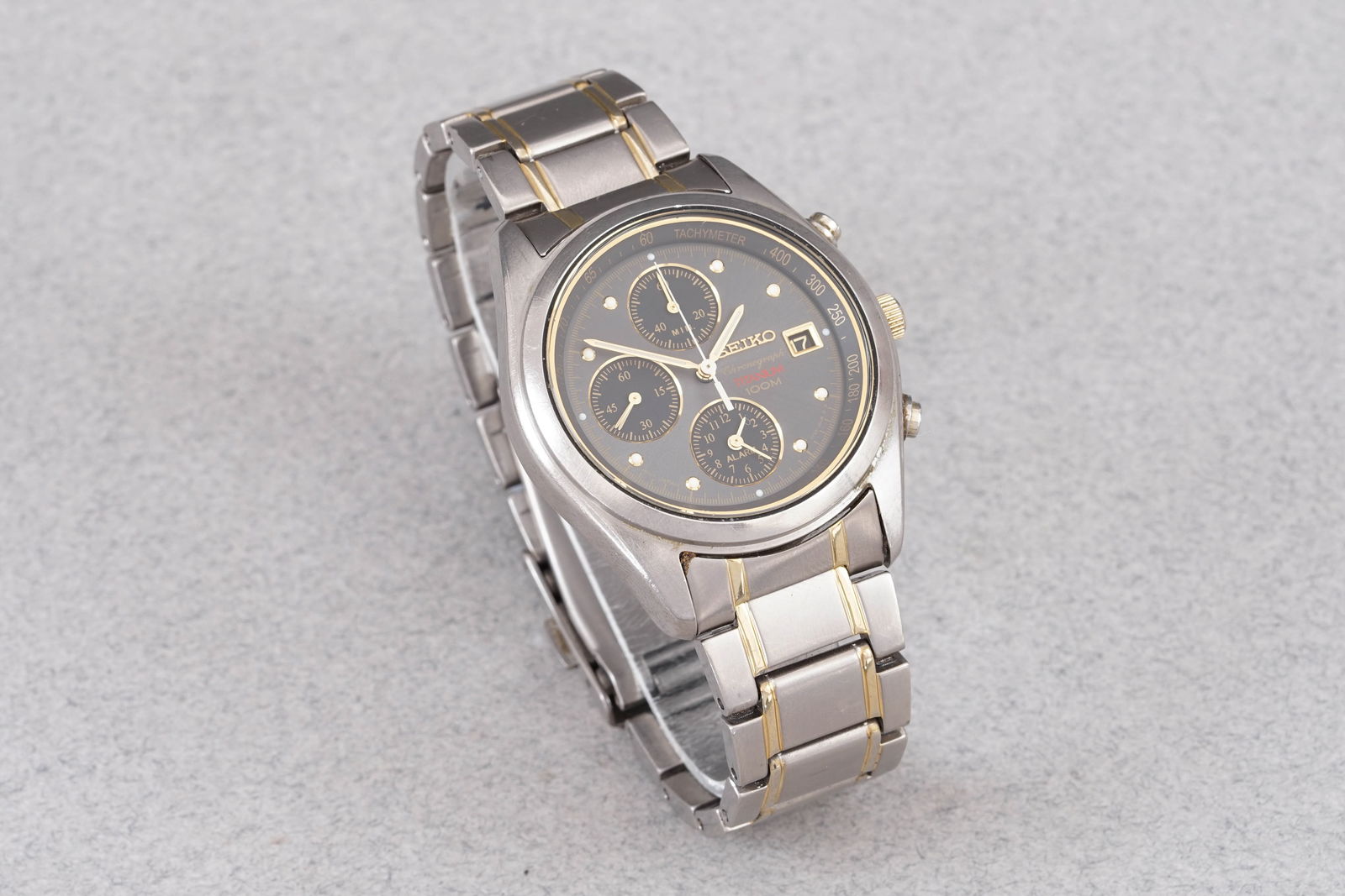 SEIKO TITANIUM CHRONOGRAPH REF. 7T62-0FD0 - 2