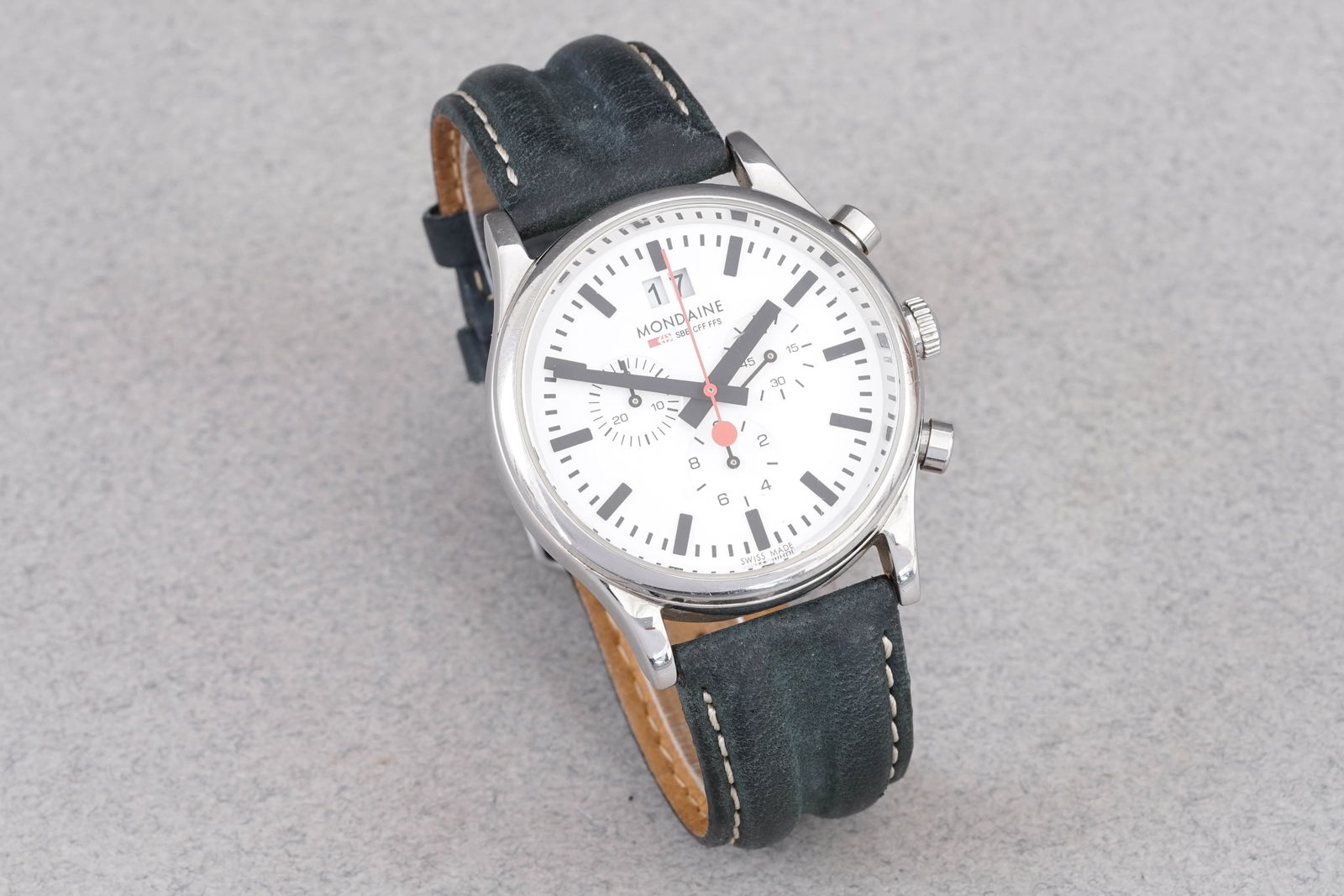 MONDAINE RAILWAY CHRONOGRAPH WRISTWATCH - 2