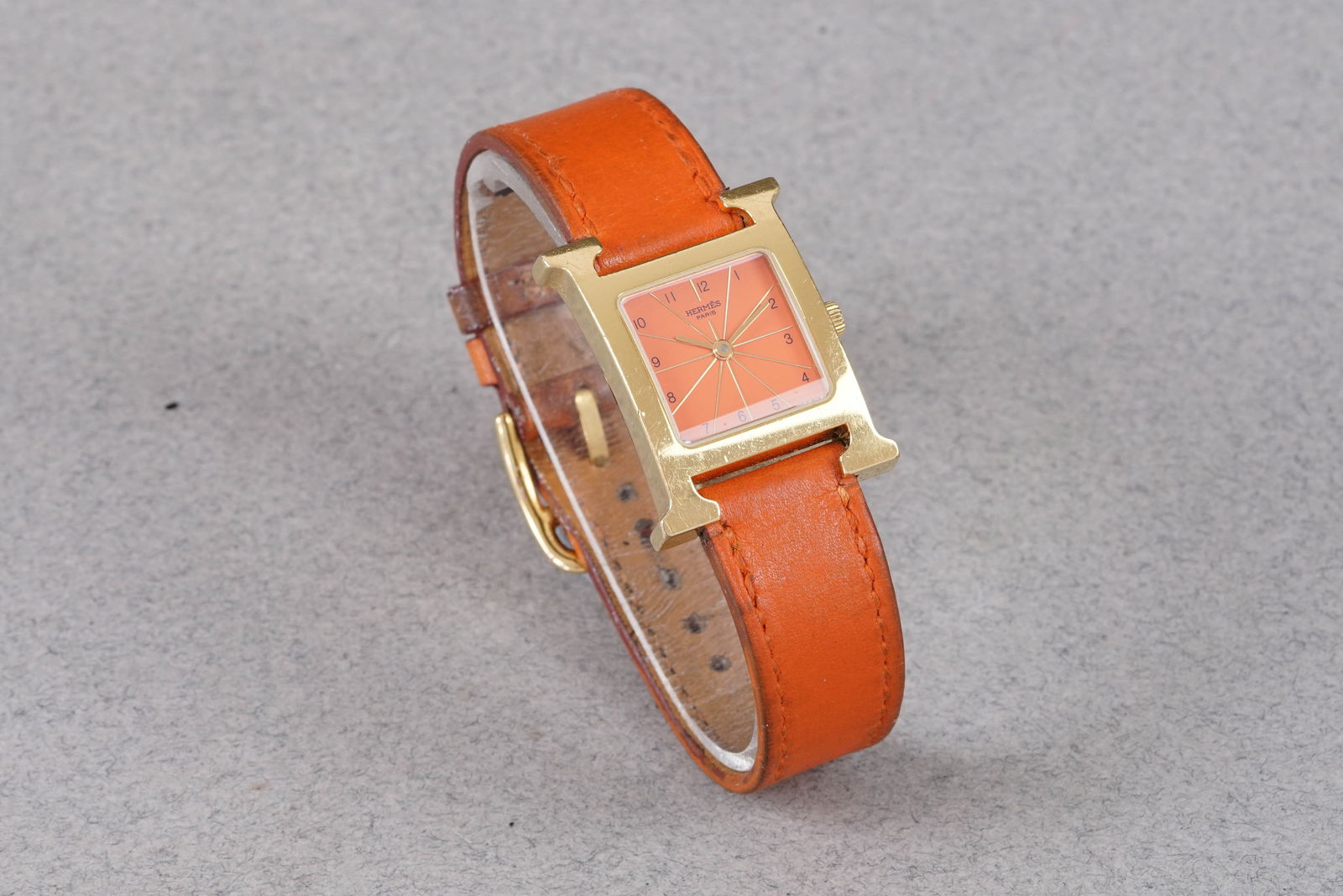 HERMES H WRISTWATCH W BOX & PAPERS REF. HH1.201 - 2