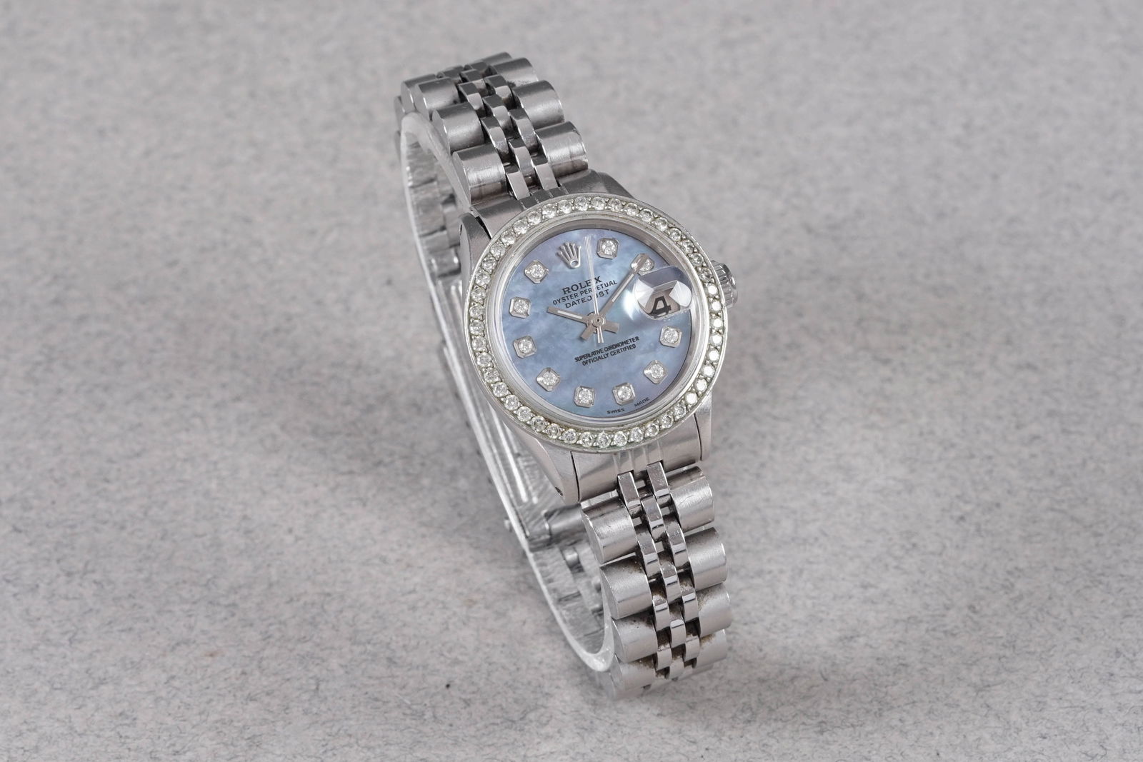 ROLEX OYSTER PERPETUAL DIAMOND SET MOTHER OF PEARL DIAL REF. 6517 CIRCA 1963 - 2