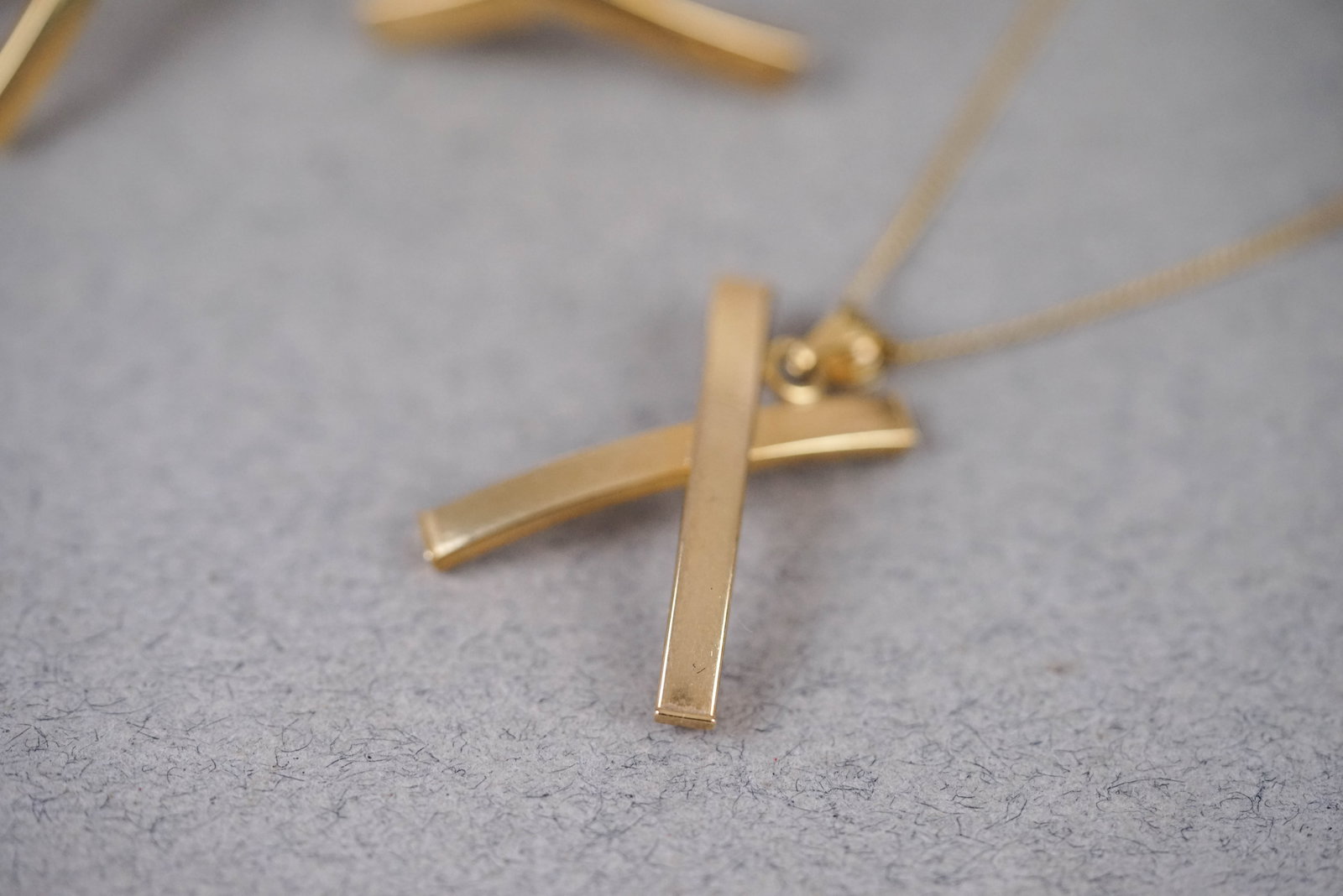 9CT GOLD NECKLACE & EARRINGS SET W/ BOX - 2