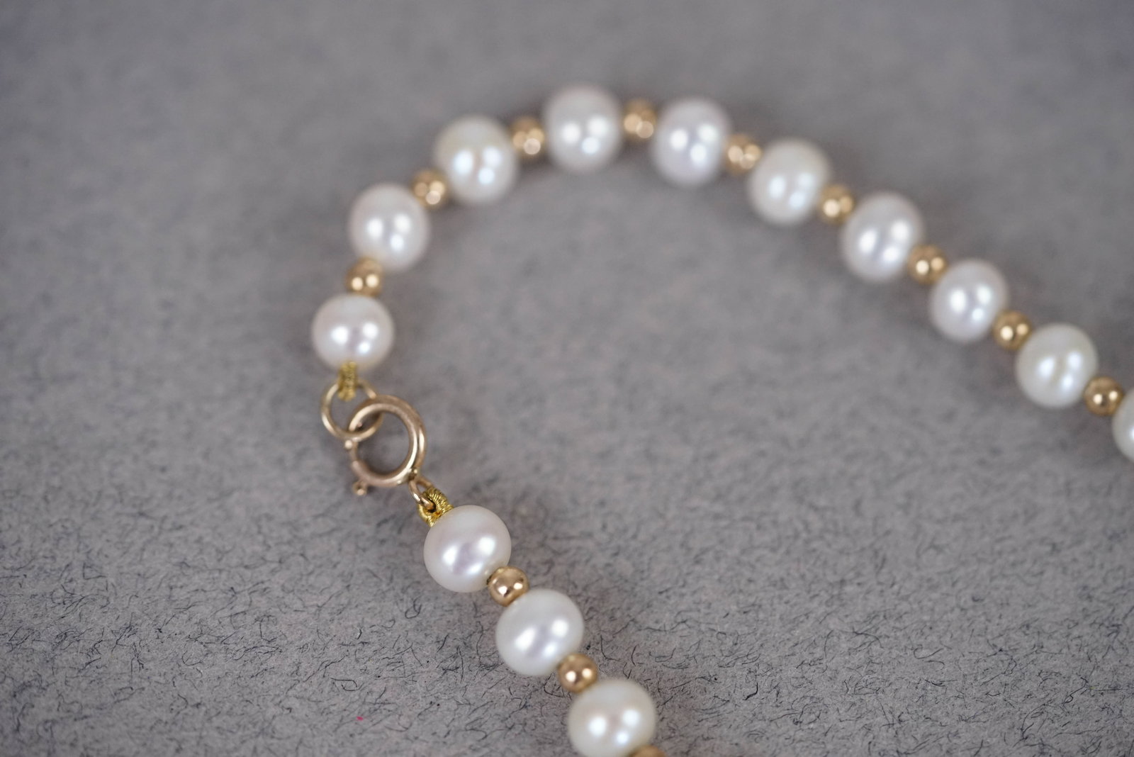 9CT GOLD PEARL NECKLACE - 2