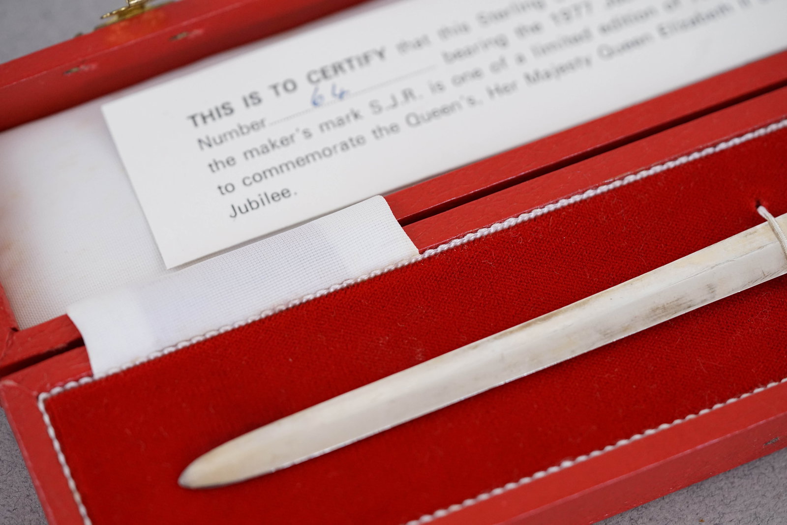 925 STERLING SILVER QUEENS SILVER JUBILEE LETTER OPENER W/ BOX & PAPERS - 4