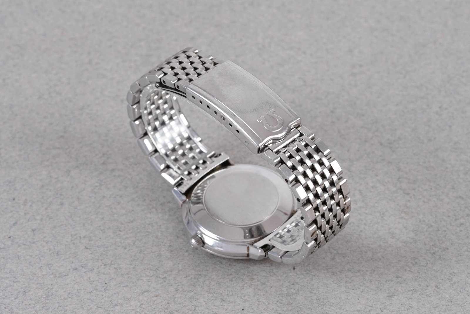 OMEGA DE VILLE AUTOMATIC DATE REF. 166033 - 4