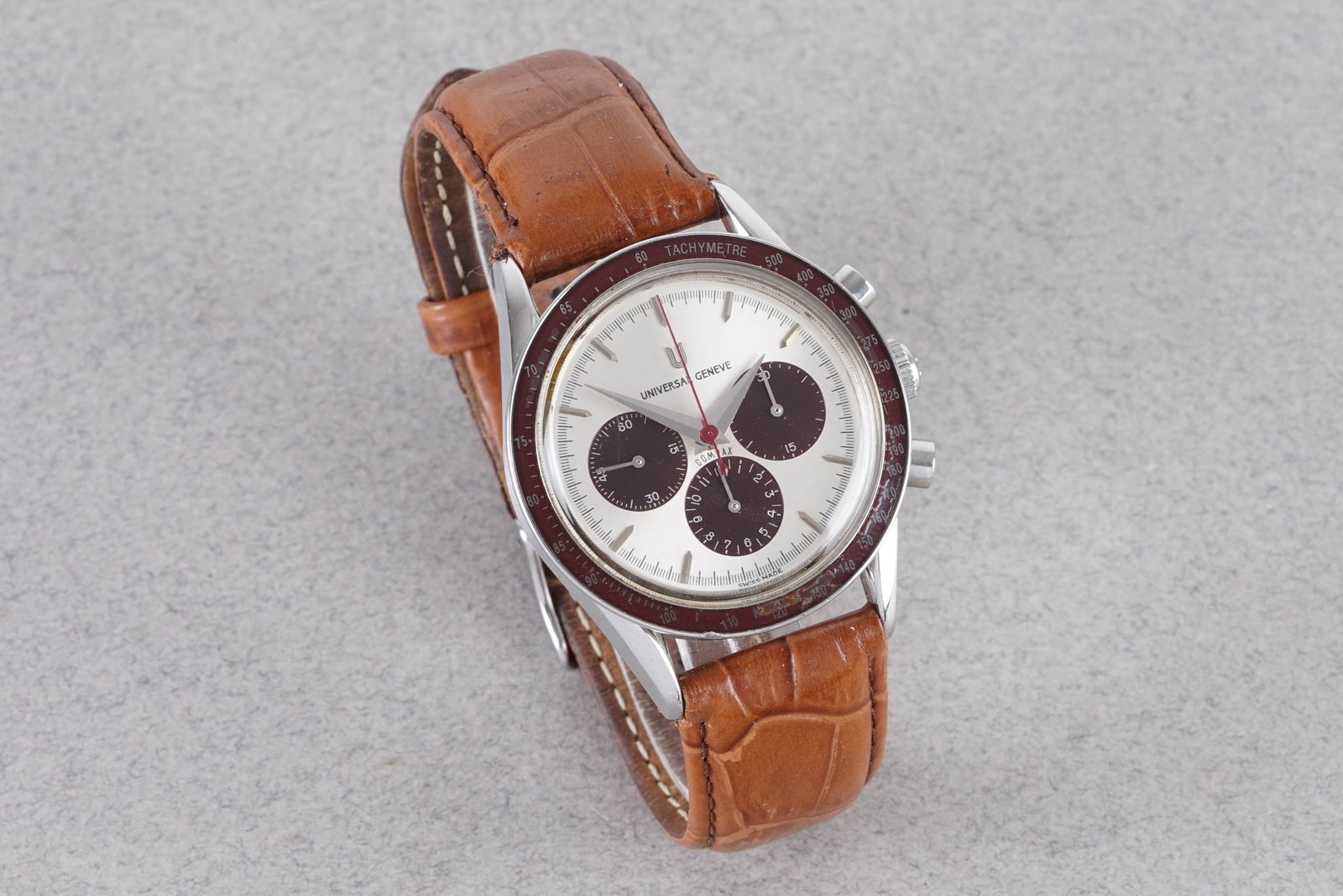UNIVERSAL GENEVE COMPAX CHRONOGRAPH REF. 884.485 - 2