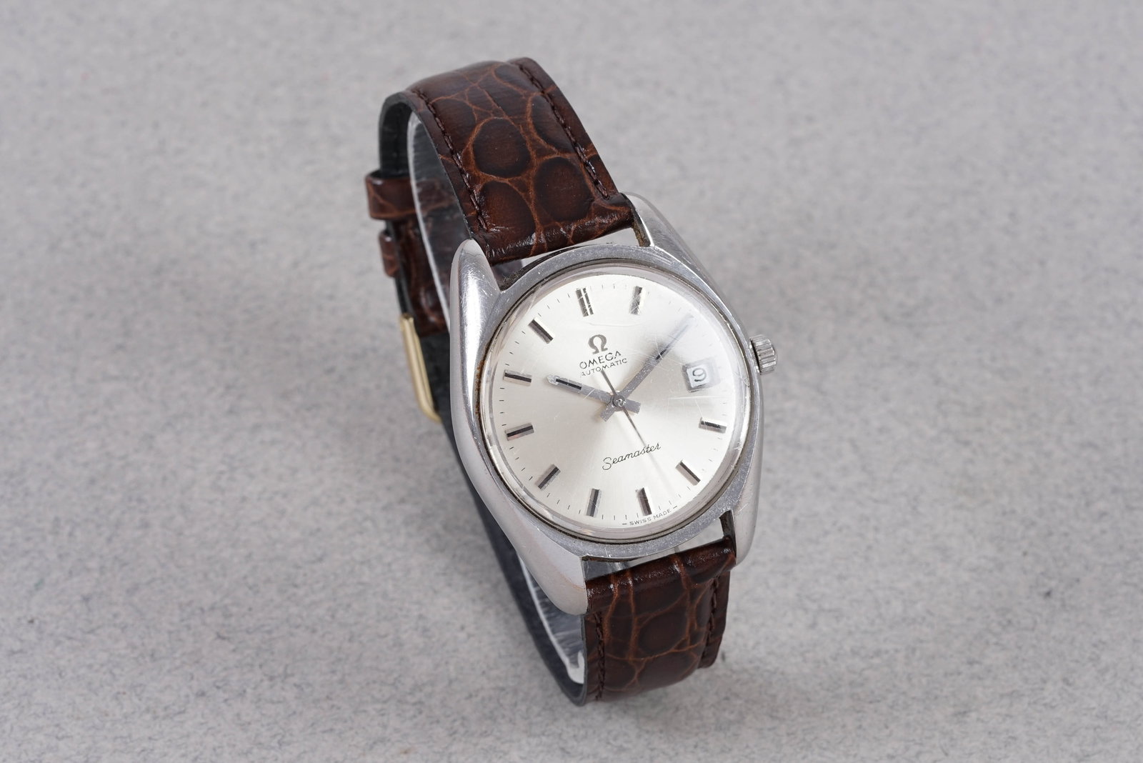 OMEGA SEAMASTER AUTOMATIC DATE WRISTWATCH - 2