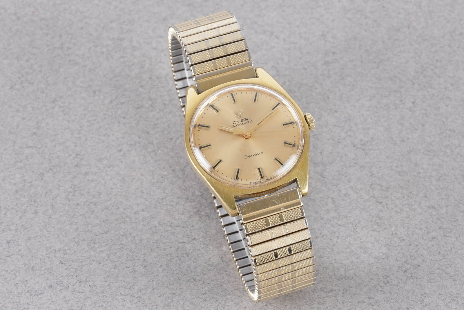 *TO BE SOLD WITHOUT RESERVE* OMEGA AUTOMATIC GENEVE GOLD PLATED REF. 165.041 - 2