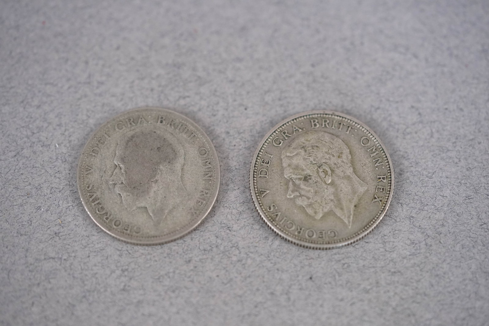 *TO BE SOLD WITHOUT RESERVE* PAIR OF KING GEORGE V FLORIN CIRCA 1929/1933 - 2