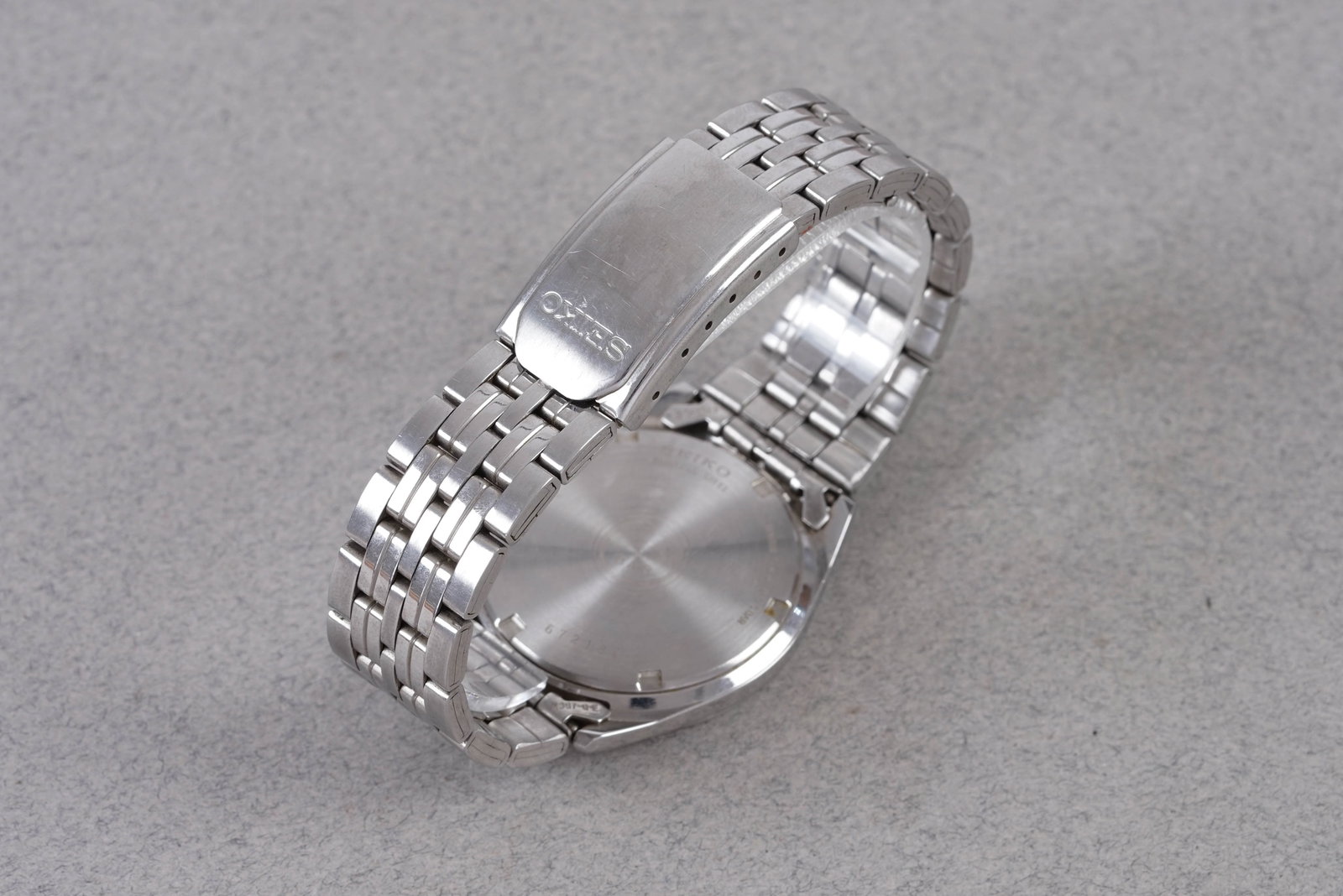 SEIKO SQ50 DATE W/ BOX & GUARANTEE BOOKLET REF. 7N42-8070 - 4