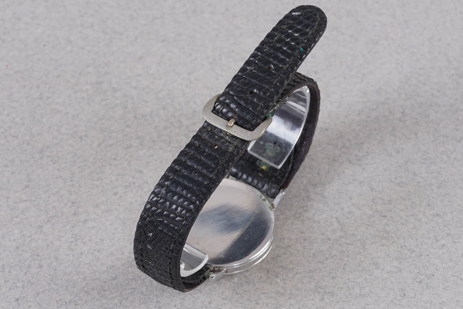 OMEGA GENEVE WRISTWATCH REF. 131.018 - 3