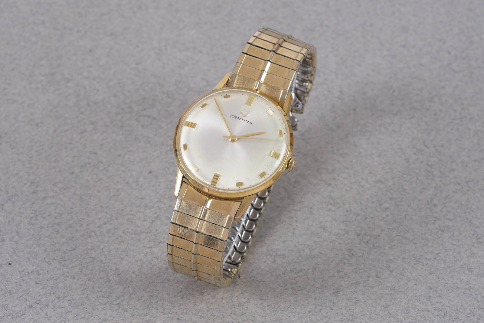 CERTINA WRISTWATCH W/ BOX REF. 5206 - 2