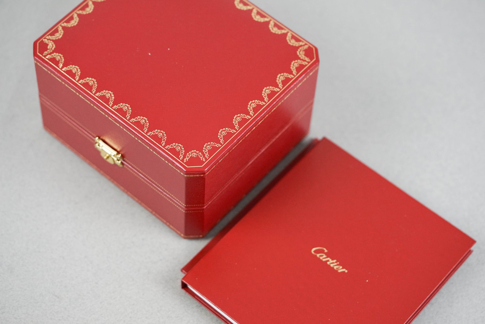CARTIER CALIBRE DE CARTIER W/ BOX & GUARANTEE PAPERS REF. 3729 CIRCA 2015 - 5