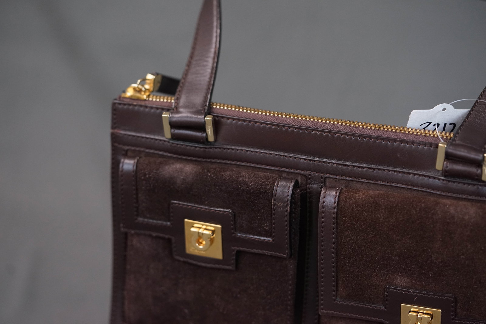 SALVATORE FERRAGAMO GANCINI LEATHER SUEDE SHOULDER BAG AQ 211909 - 3