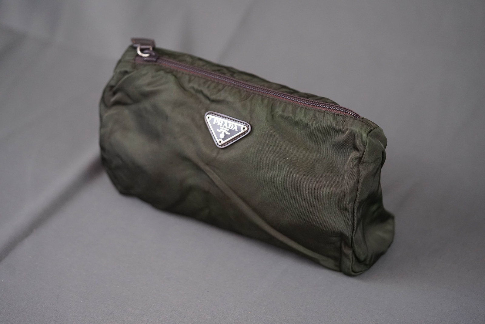 PRADA NYLON POUCH GREEN - 2