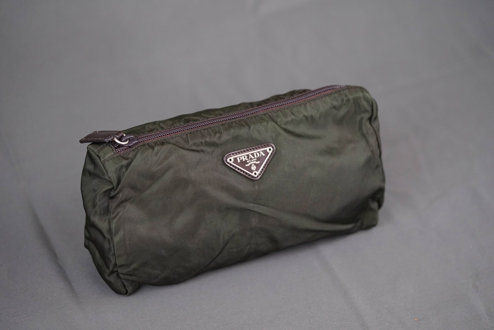 PRADA NYLON POUCH GREEN - 3