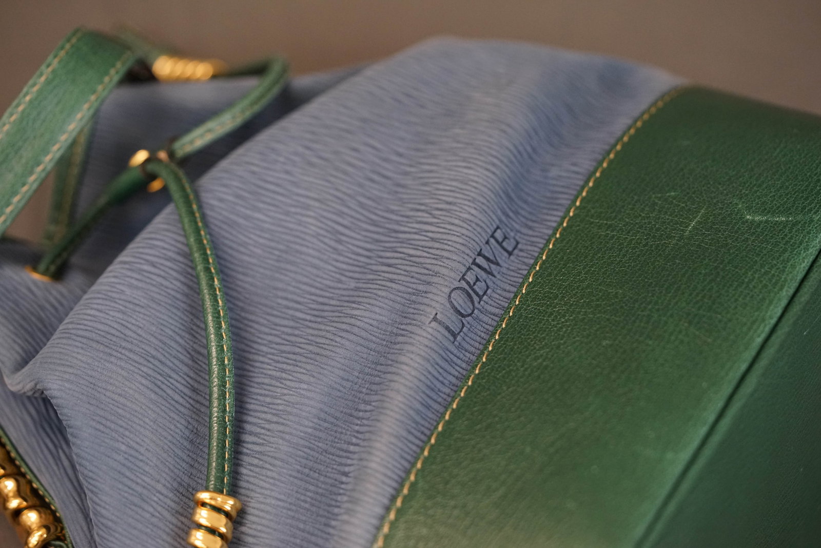 LOEWE VELASQUEZ LEATHER TWO TONE SHOULDER BAG - 9