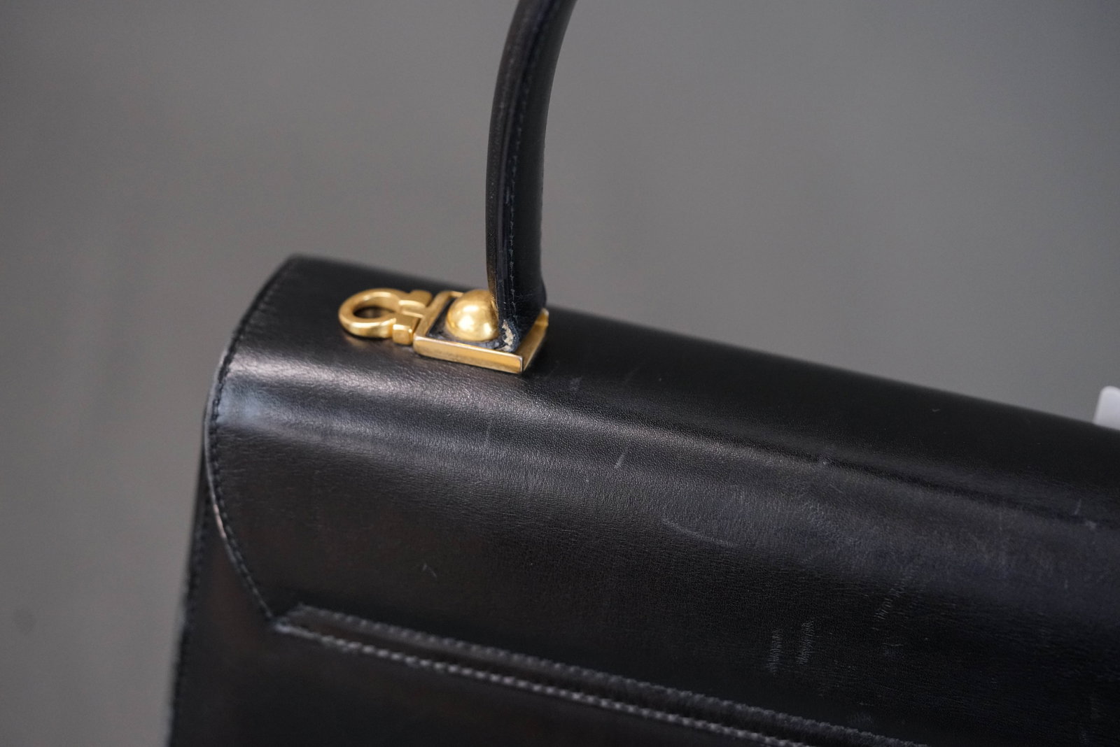 SALVATORE FERRAGAMO GANCINI HANDBAG - 6