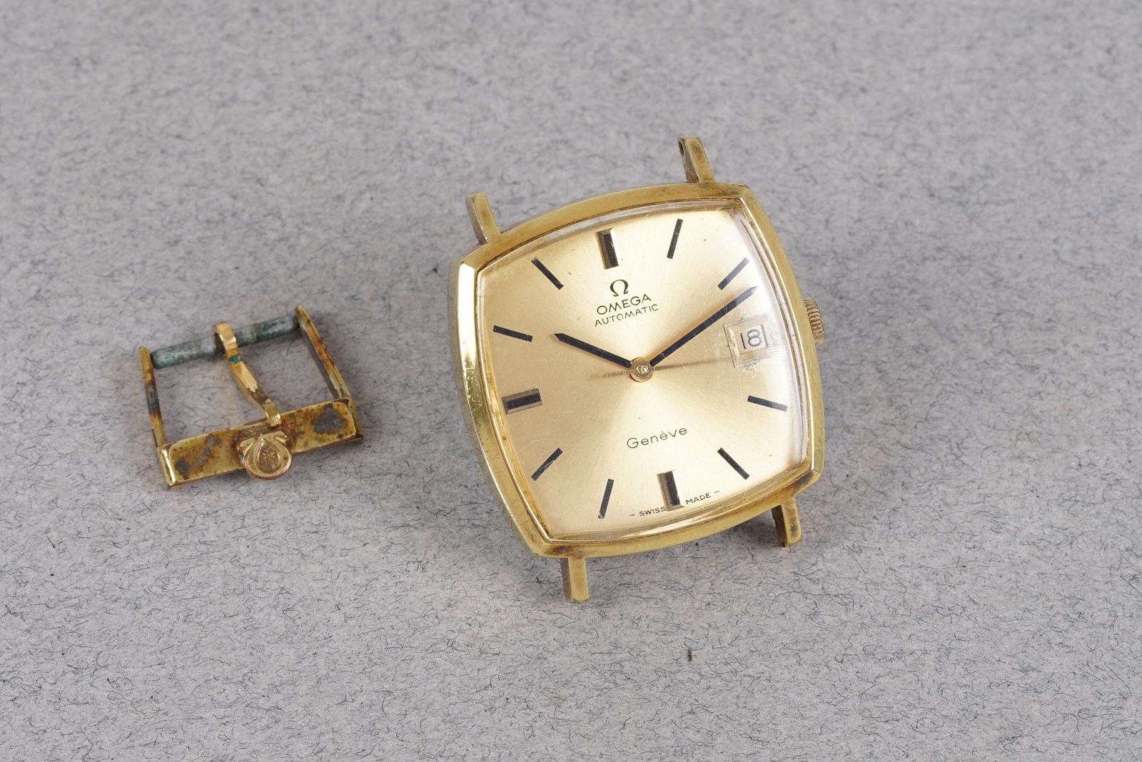 OMEGA GENEVE AUTOMATIC DATE GOLD PLATED REF. 162.010 - 2