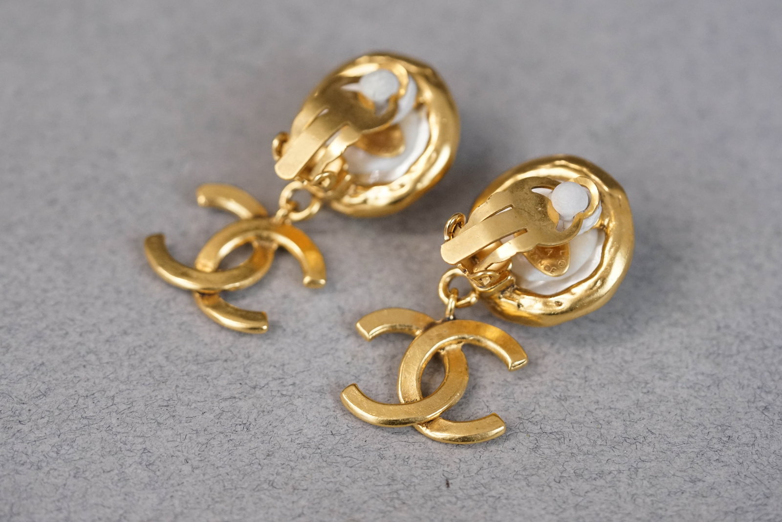 CHANEL EARRINGS - 3