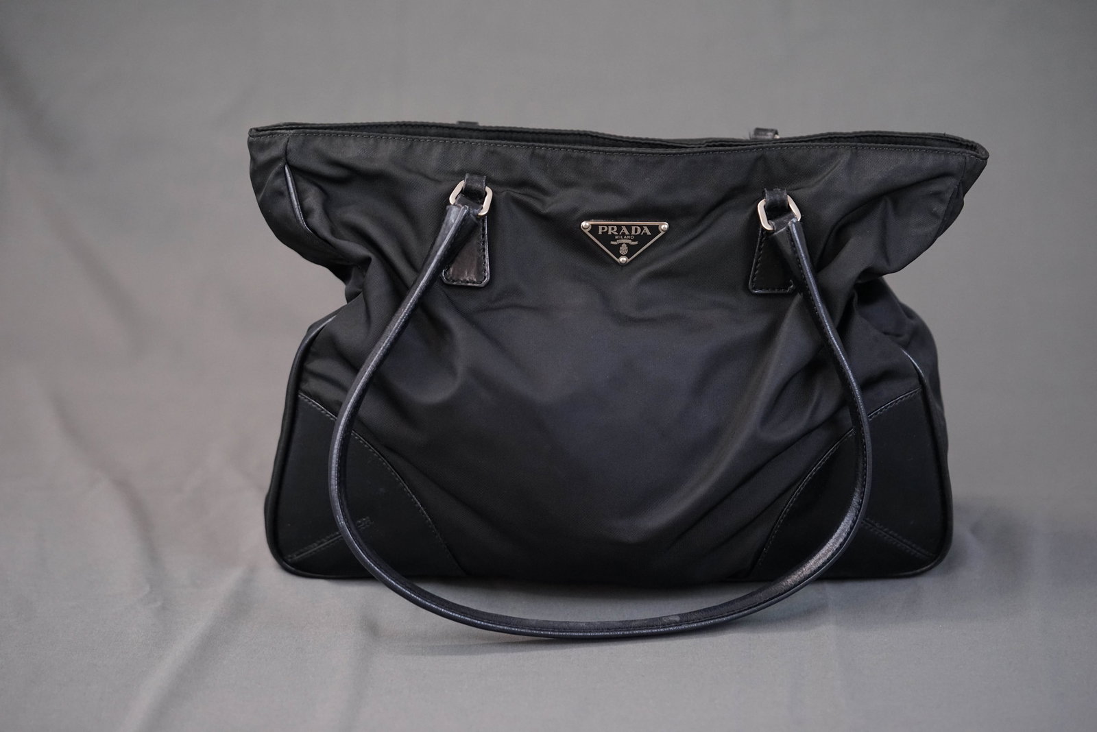 PRADA POCONO BLACK NYLON SHOULDER BAG (1 of 10)