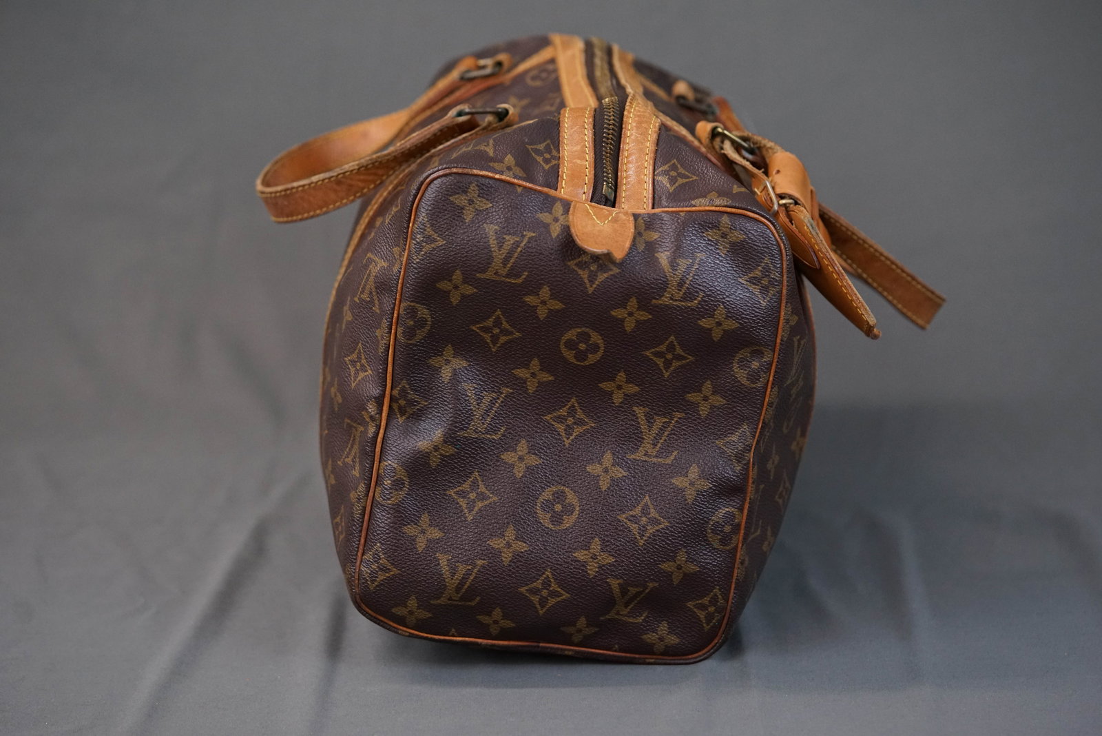 LOUIS VUITTON MONOGRAM 40 KEEPALL BOSTON BAG - 8