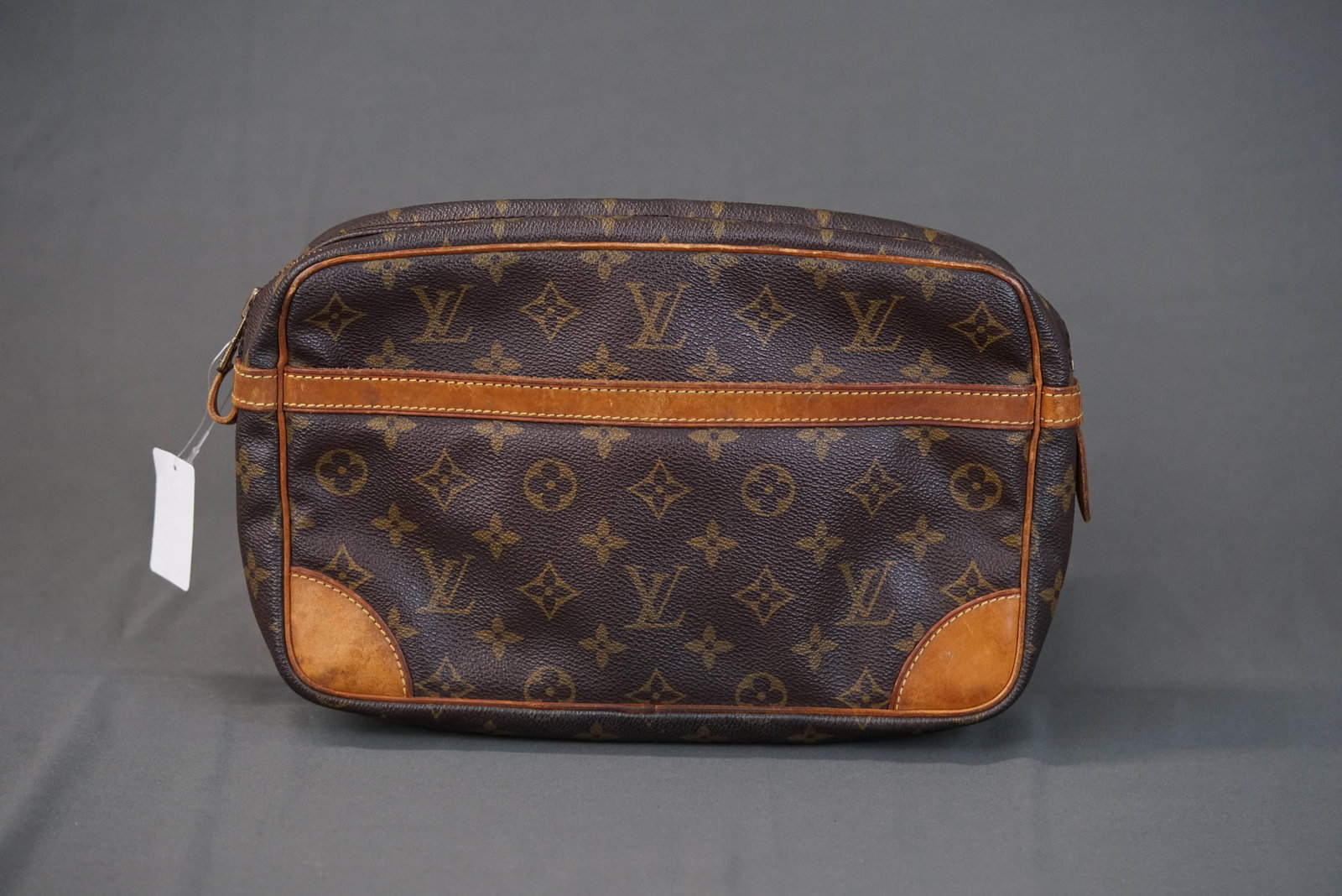 LOUIS VUITTON EPI POCHETTE CLUTCH BAG M52618 MI873 - 2