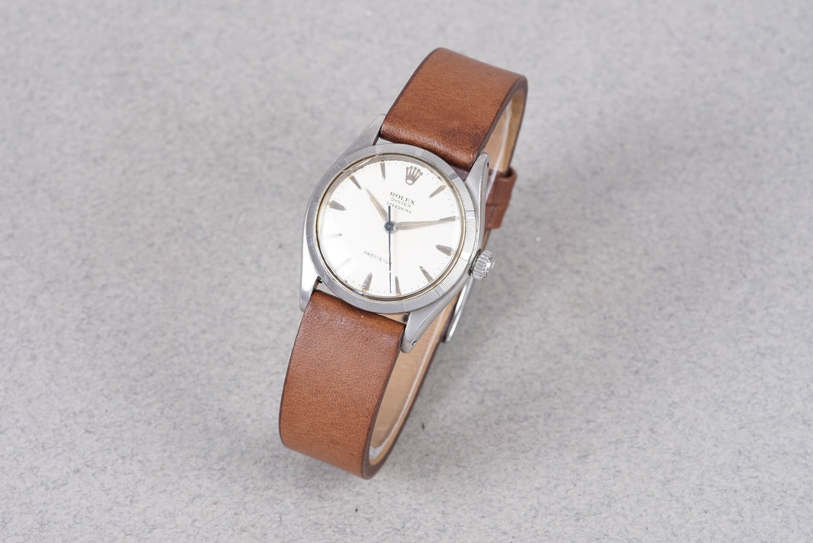 ROLEX OYSTER SPEEDKING PRECISION REF. 6421: ROLEX OYSTER SPEEDKING PRECISION REF. 6421, this watch is a ref. 6421 and is fitted with a round white dial, dagger hour markers, centre seconds and dauphine hands. The 31mm steel case with engine