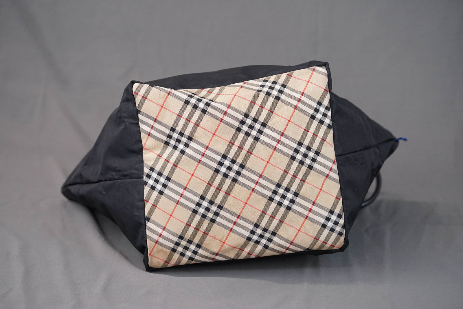 BURBERRY NOVA CHECK SHOULDER TOTE BAG - 10