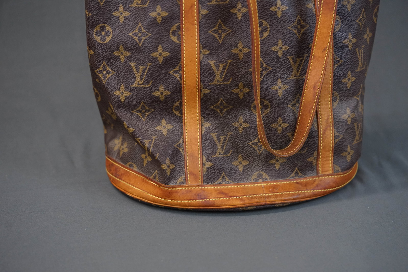 LOUIS VUITTON MONOGRAM BUCKET TOTE BAG M42236 AR1916 - 3