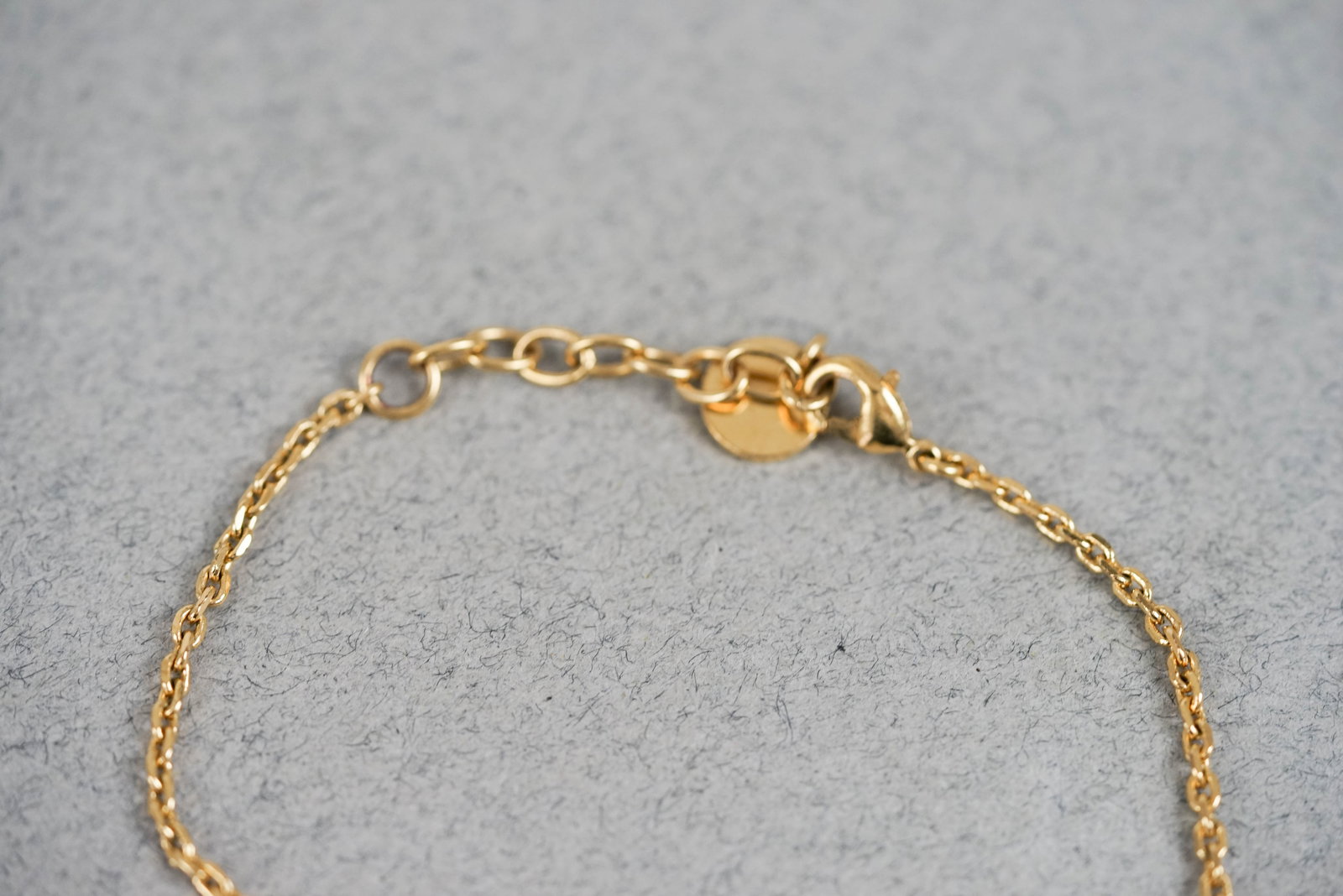 DIOR 30 MONTAIGNE GOLD PLATED BRACELET W/ BOX & POUCH - 3