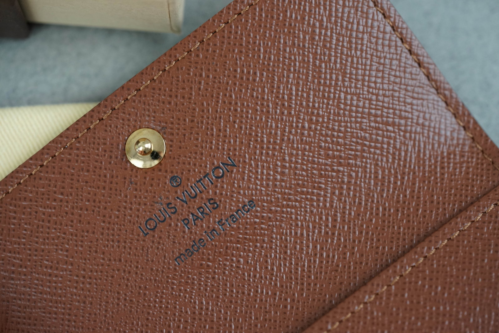 LOUIS VUITTON MONOGRAM KEY HOLDER CASE W/ BOX & DUST COVER - 7