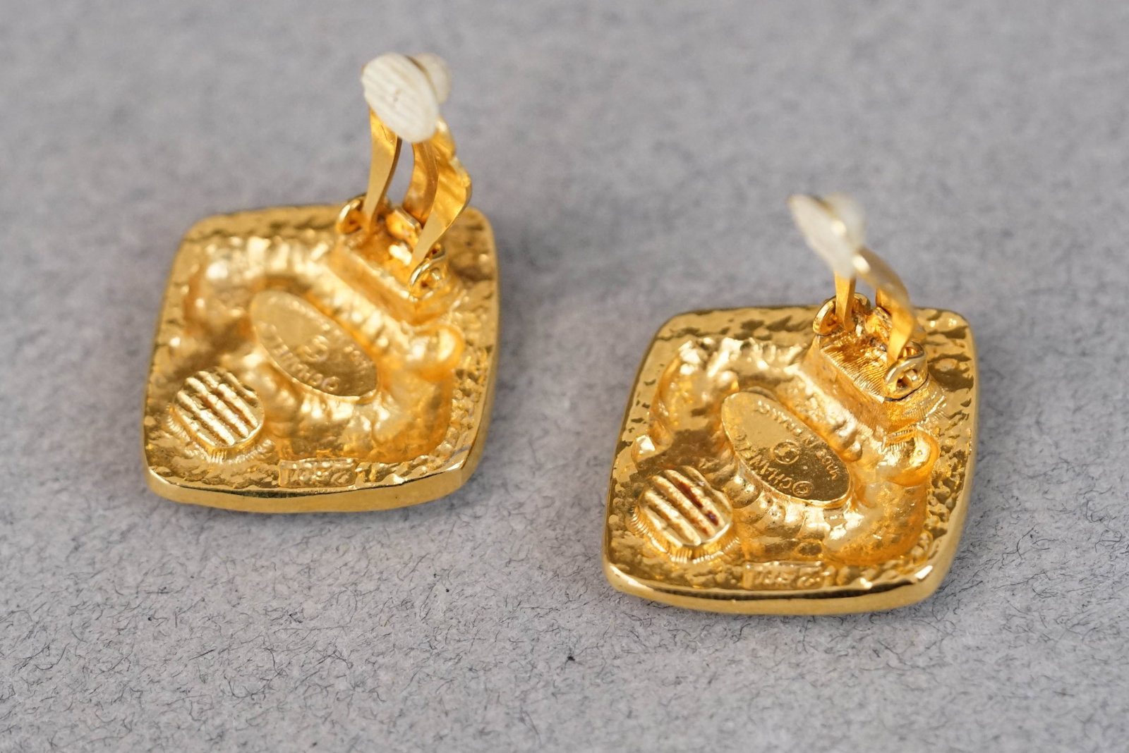 CHANEL EARRINGS - 4