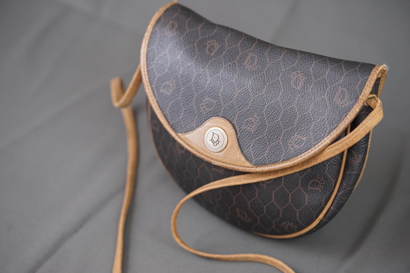 CHRISTIAN DIOR SHOULDER BAG - 2