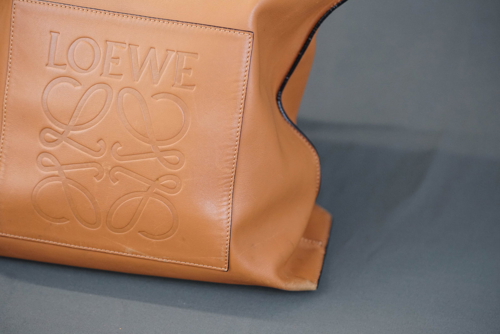 LOEWE ANAGRAM BROWN LEATHER TOTE BAG 261504 - 5