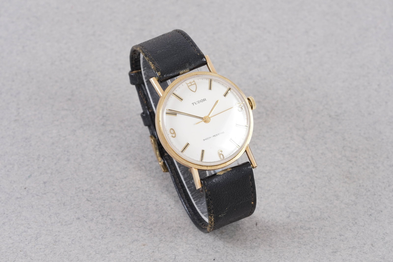 TUDOR 9CT GOLD CHOCK RESISTING W/ BOX - 3