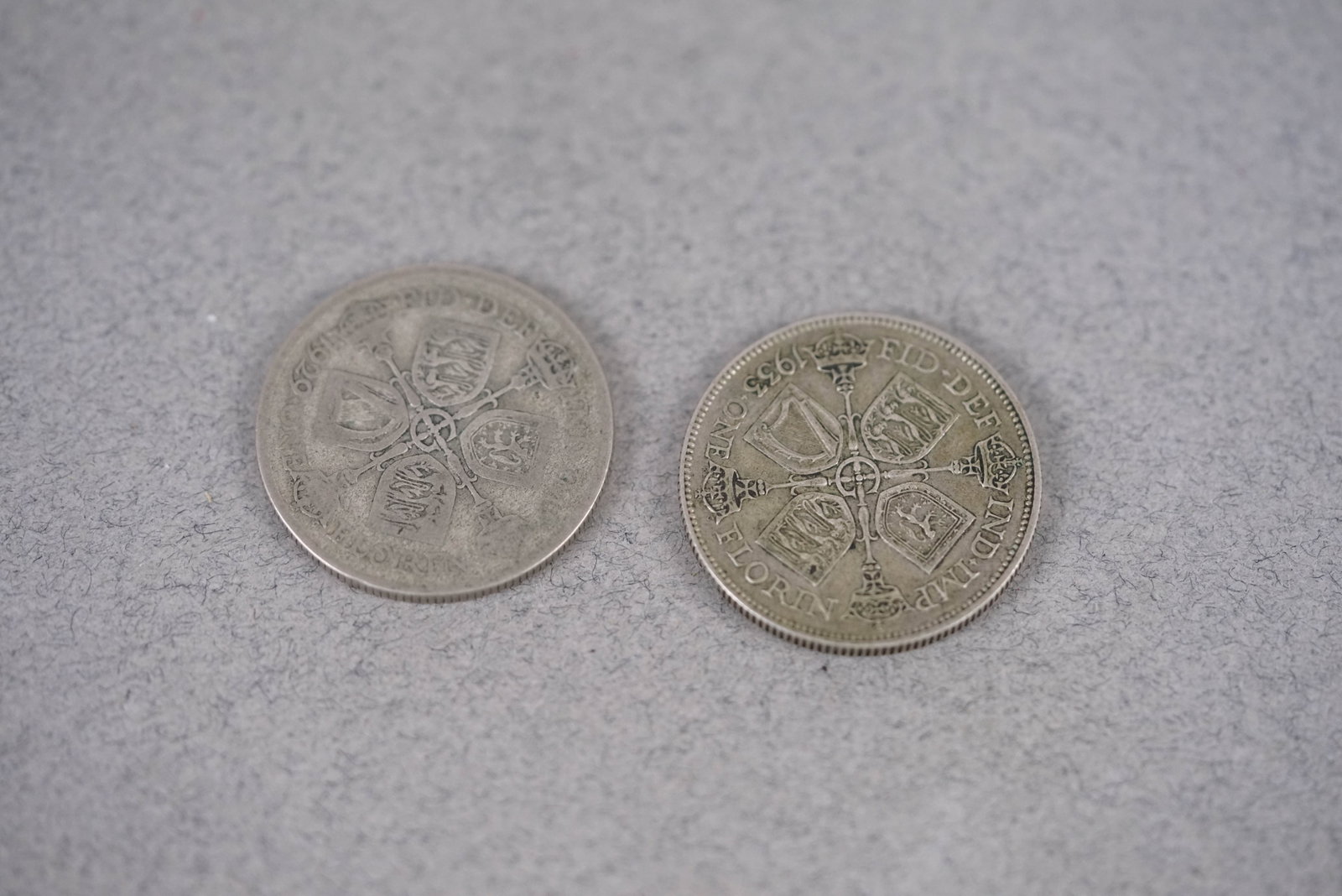 *TO BE SOLD WITHOUT RESERVE* PAIR OF KING GEORGE V FLORIN CIRCA 1929/1933 - 2