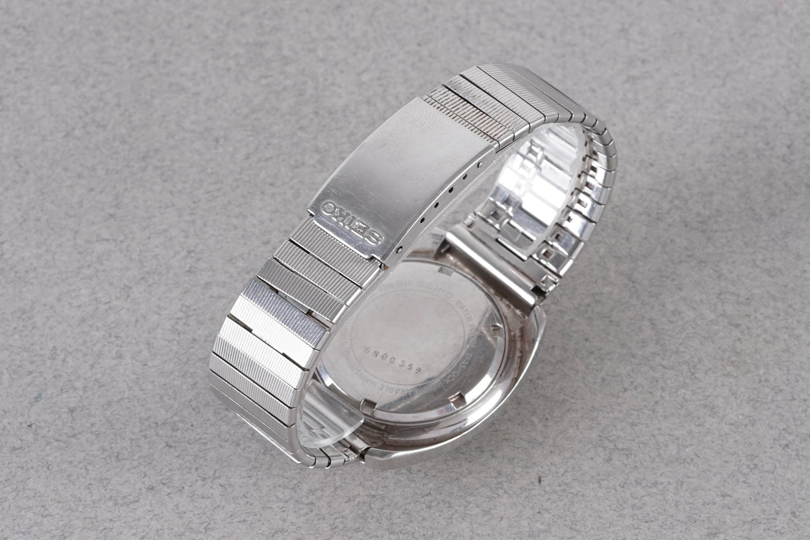 SEIKO DIAMOND SET SELFDATER DIASHOCK WRISTWATCH - 3